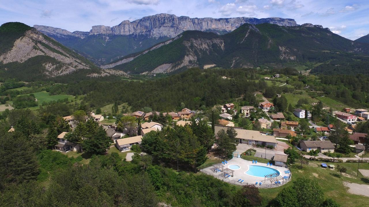 Vvf Sud Vercors Hotel Ди Екстериор снимка